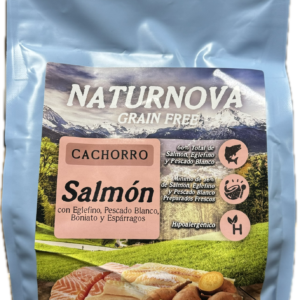 Naturnova Grain Free Cachorro Salmón, Eglefino y Pescado Blanco con Boniato y Espárragos.